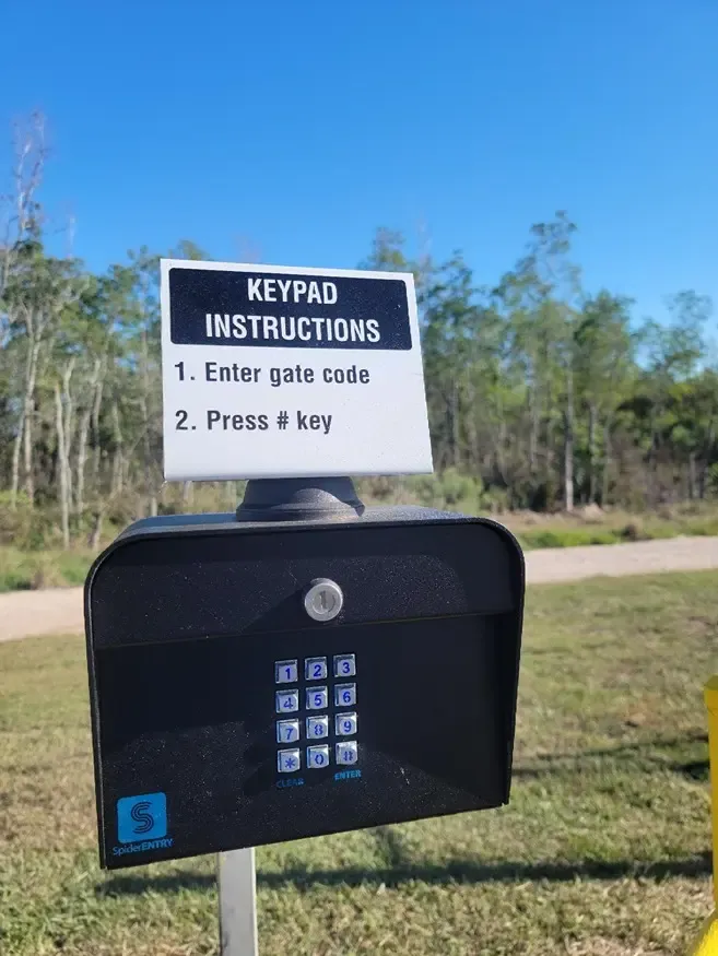 Right Move Storage-Memorial Blvd gated entry