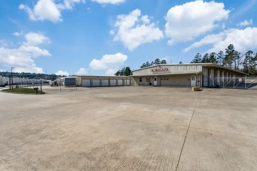 Right Move Storage - Acme storage facility exterior view