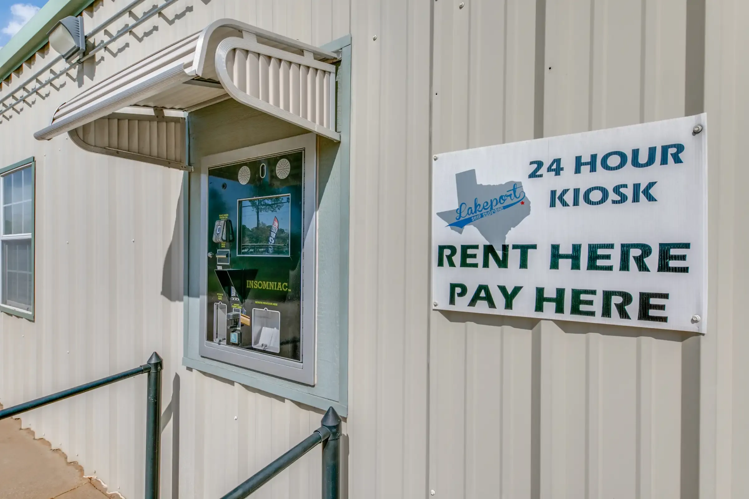 right move self storage in longview front office