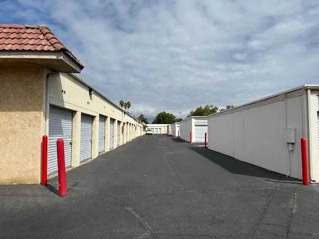 Ramona Mini Storage drive up storage