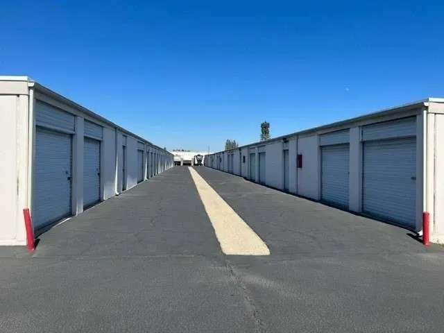 row of drive up storage units