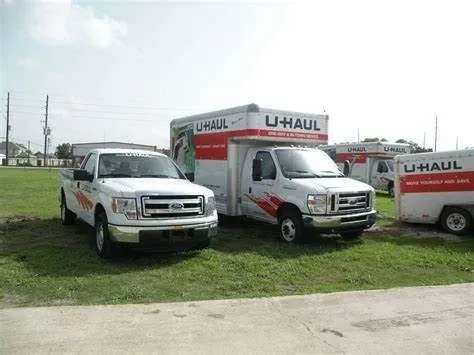 u haul trucks