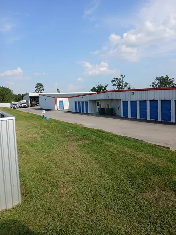 College Park Mini Storage drive up and parking storage and U-Haul dealer