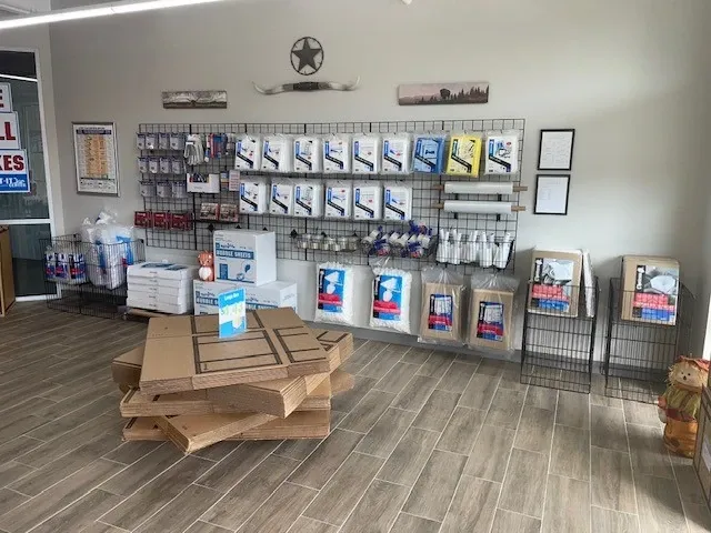 packing and storage supplies