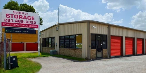 Perry Road Storage storage facility exterior view