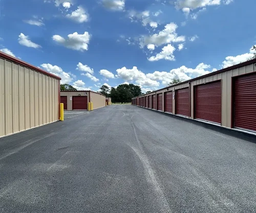 Right Move Storage - Tomball storage facility exterior view