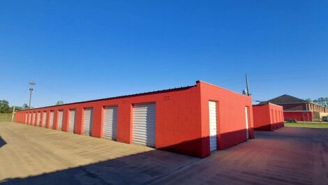 row of self storage units with drive up