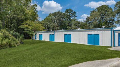 outdoor self storage units