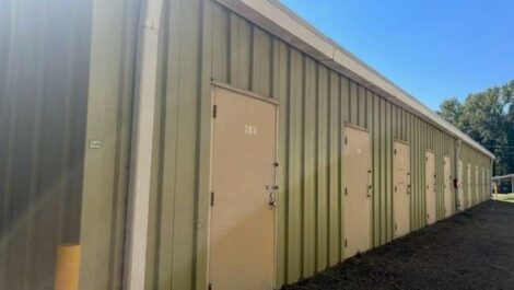 outdoor self storage units