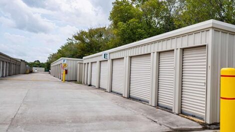 row of drive up storage units